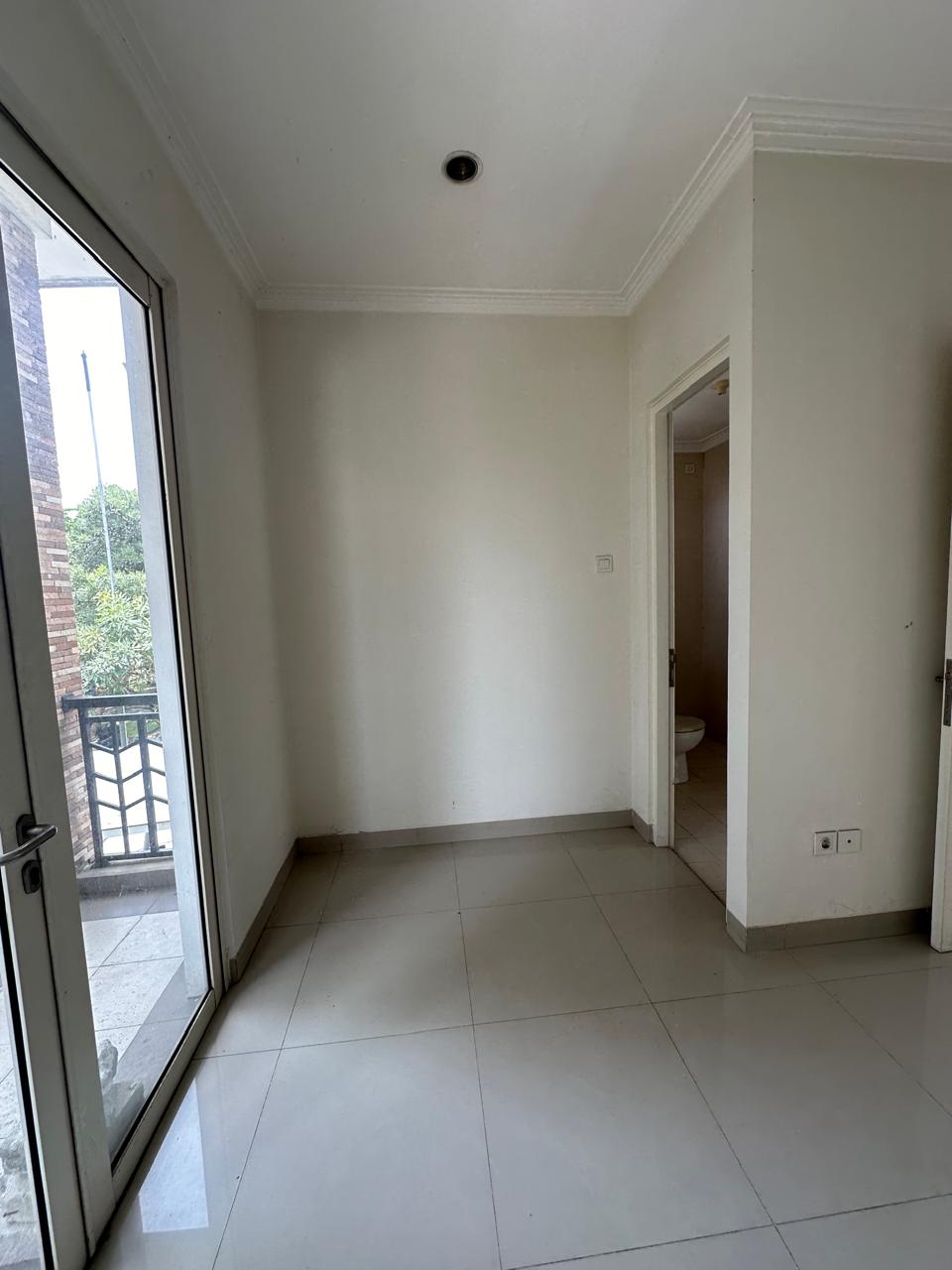 Disewakan Rumah di Cluster Ambrosia Lippo Cikarang